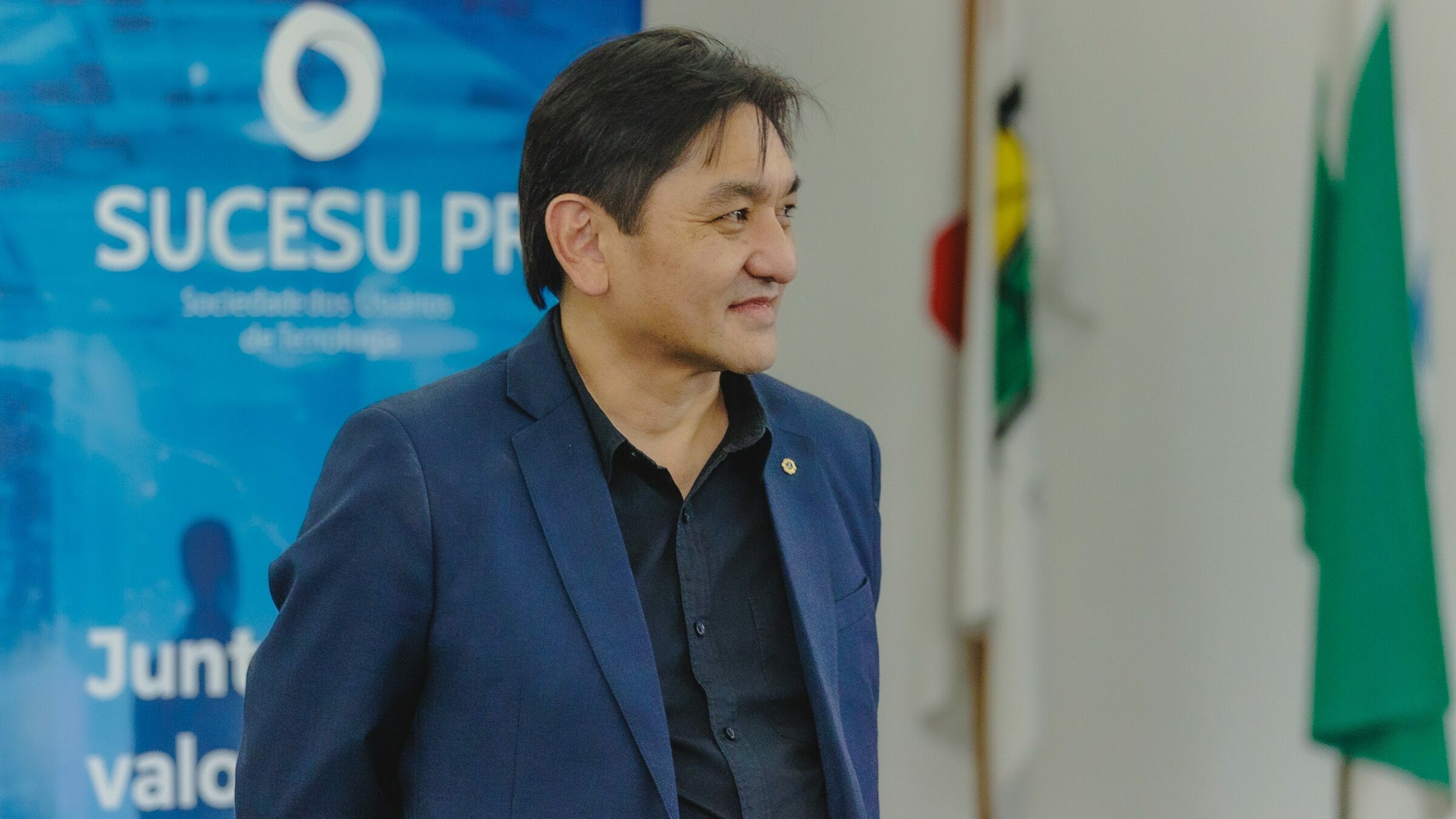 MESA REDONDA         IA EM DEBATE