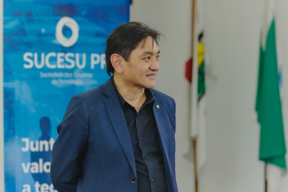 MESA REDONDA - IA em Debate